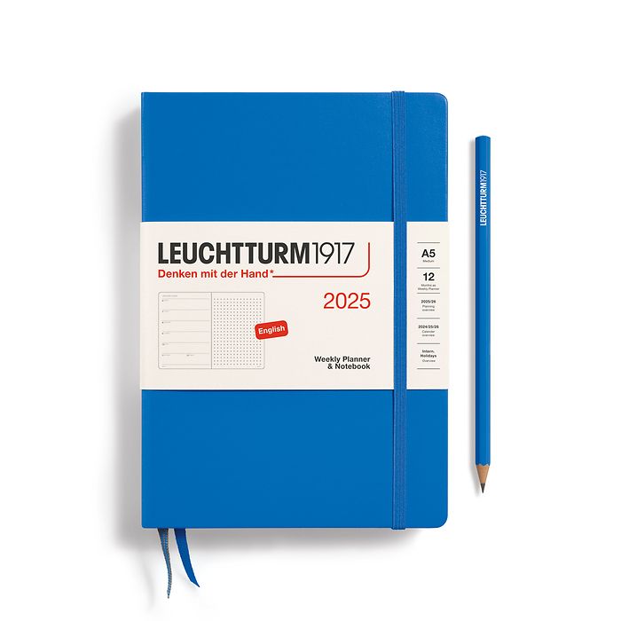 Wochenkalender & Notizbuch Dotted Medium (A5) 2025, Sky, Englisch