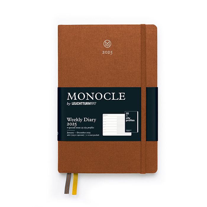 Wochenkalender & Notizbuch Monocle, Paperback (B6+) 2025, mit Extraheft, Brown, Englisch